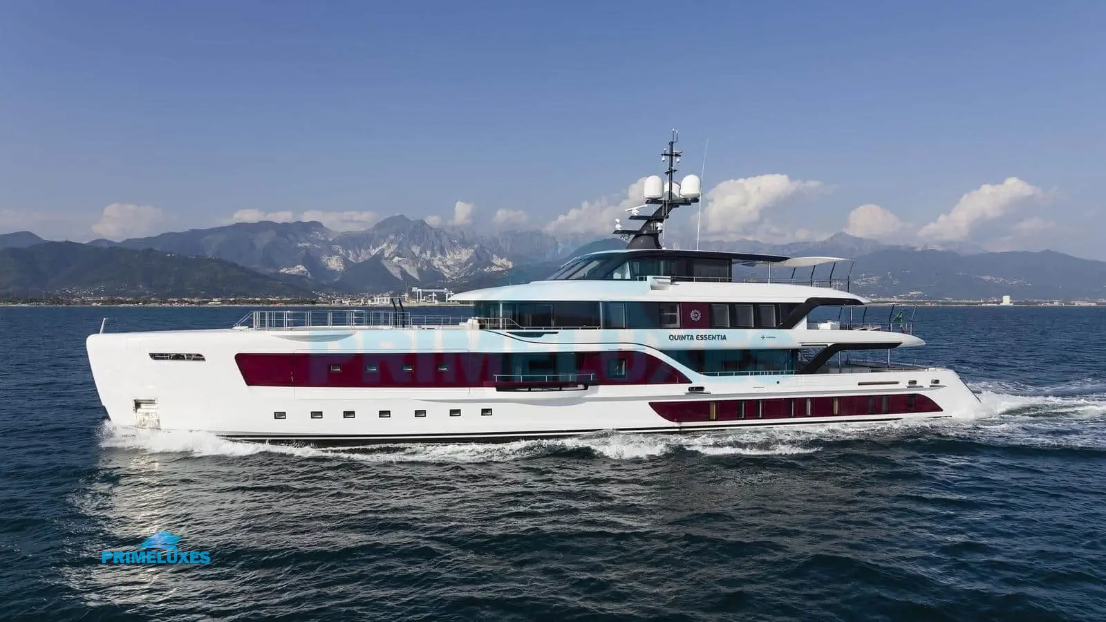 QUINTA ESSENTIA Admiral Yachts Yacht Charter
