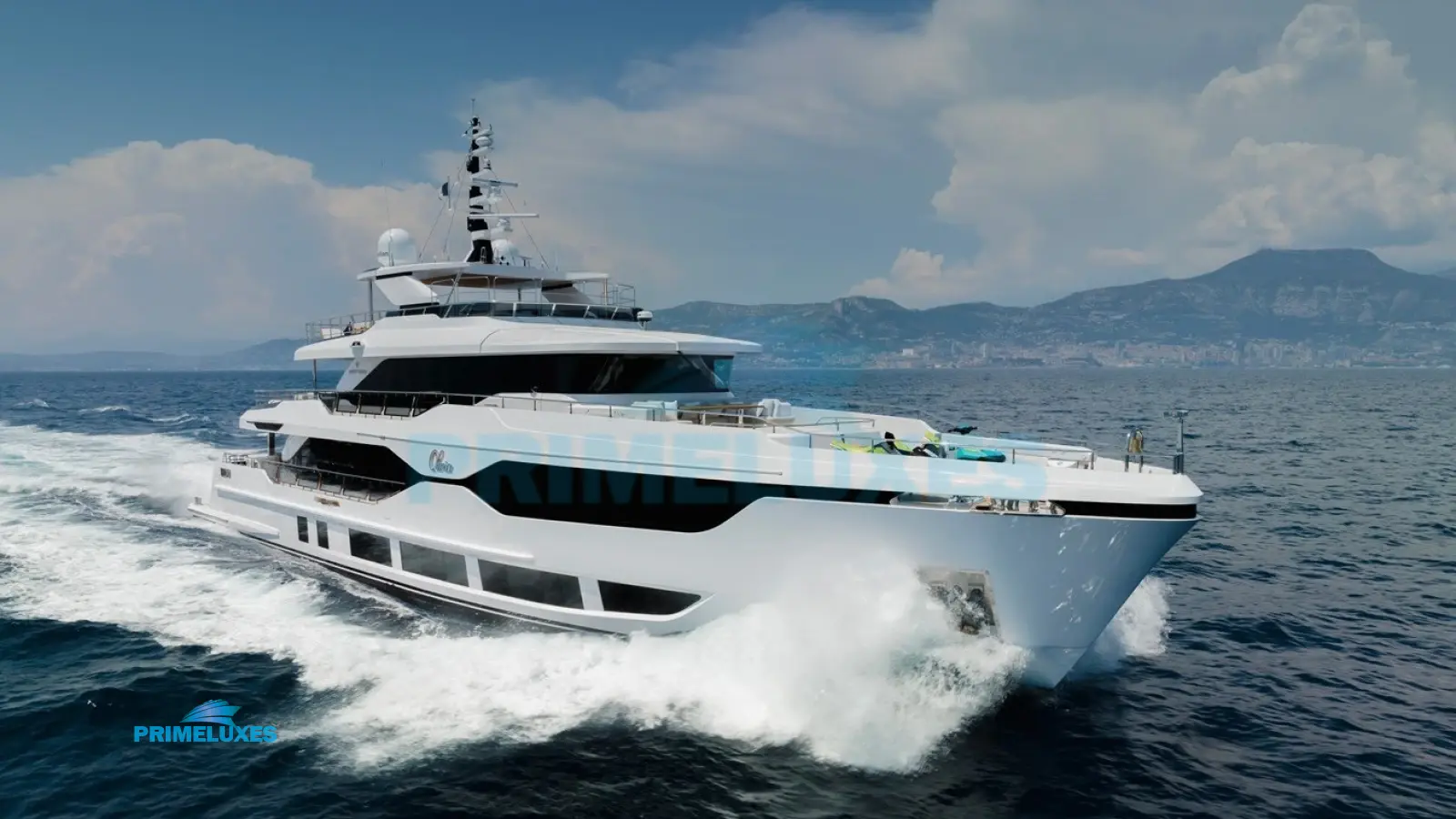 OLIVIA Gulf Craft Majesty 120 Yacht Charter