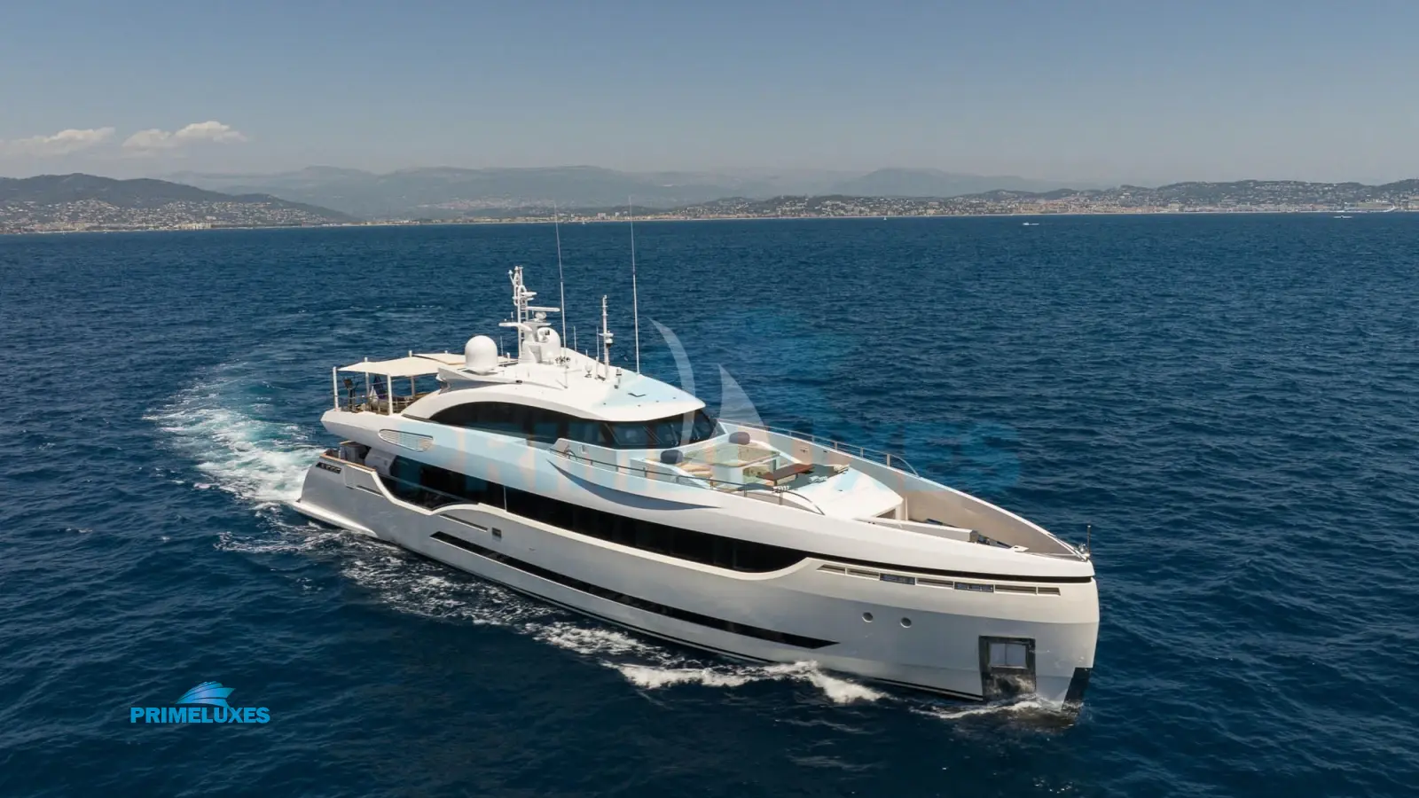 NEXT Columbus Sport 40 MT Hybrid Yacht Charter