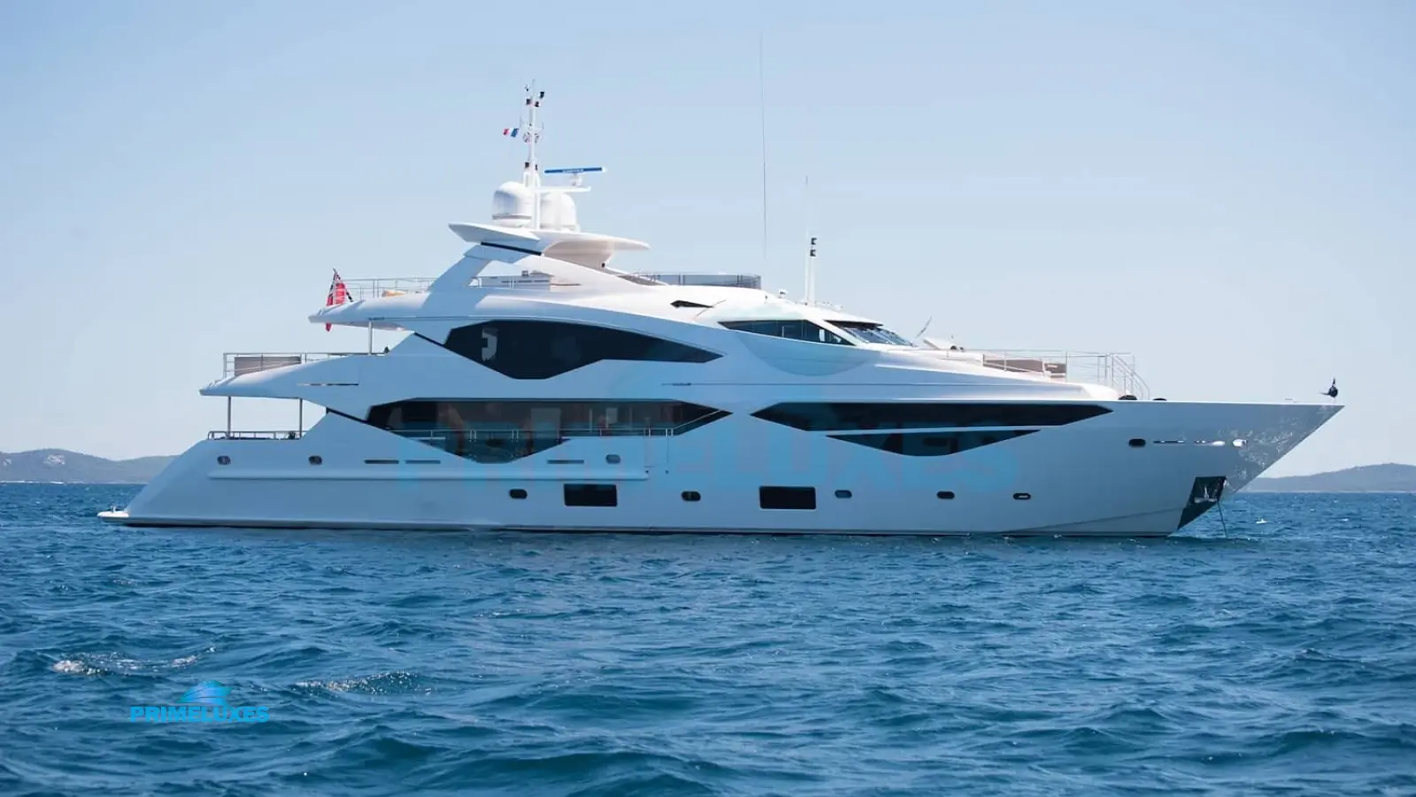 E-MOTION Sunseeker 131 Yacht Charter