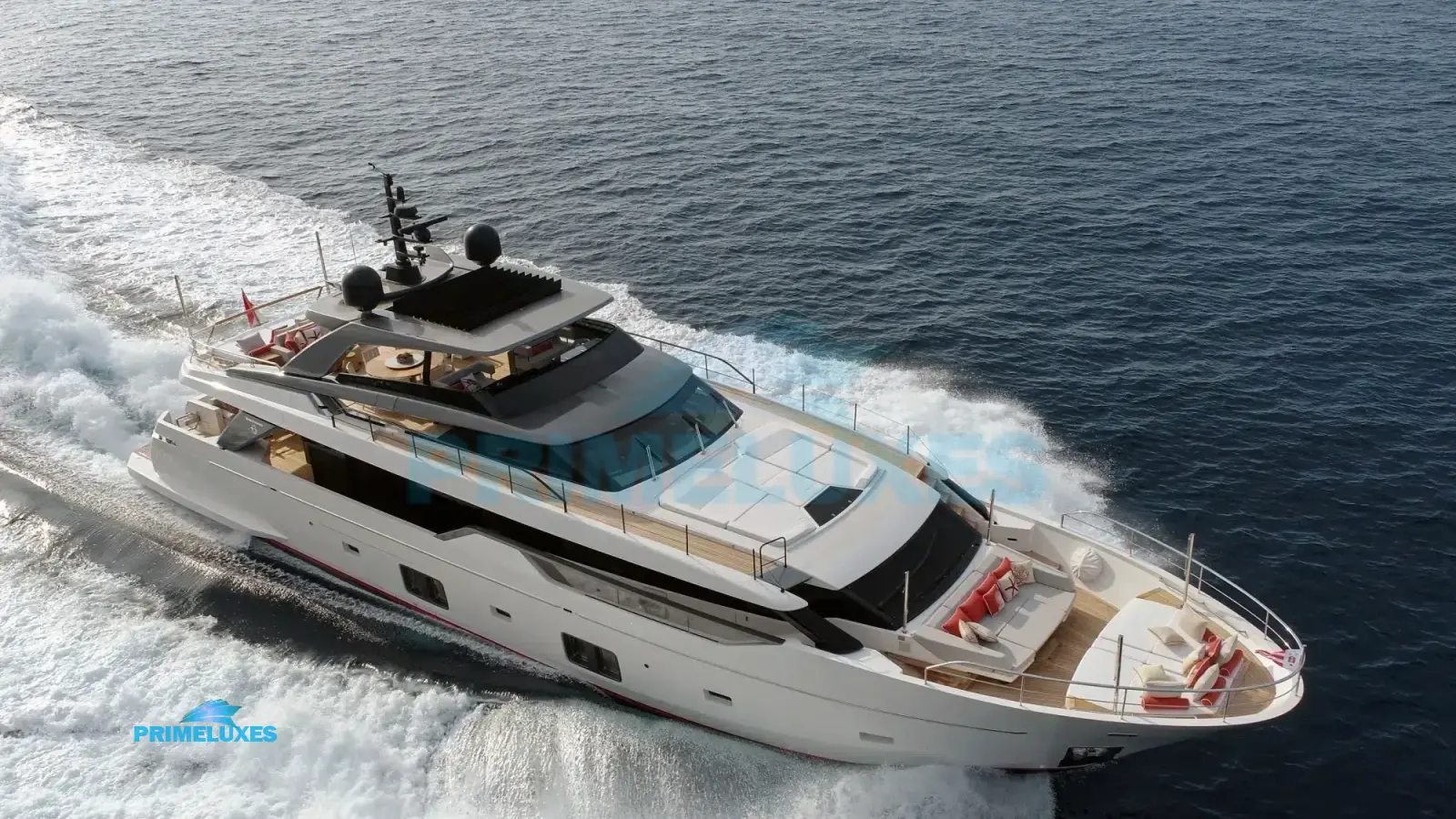 THE GREAT ESCAPE Sanlorenzo SL102 Asymmetric Yacht Charter