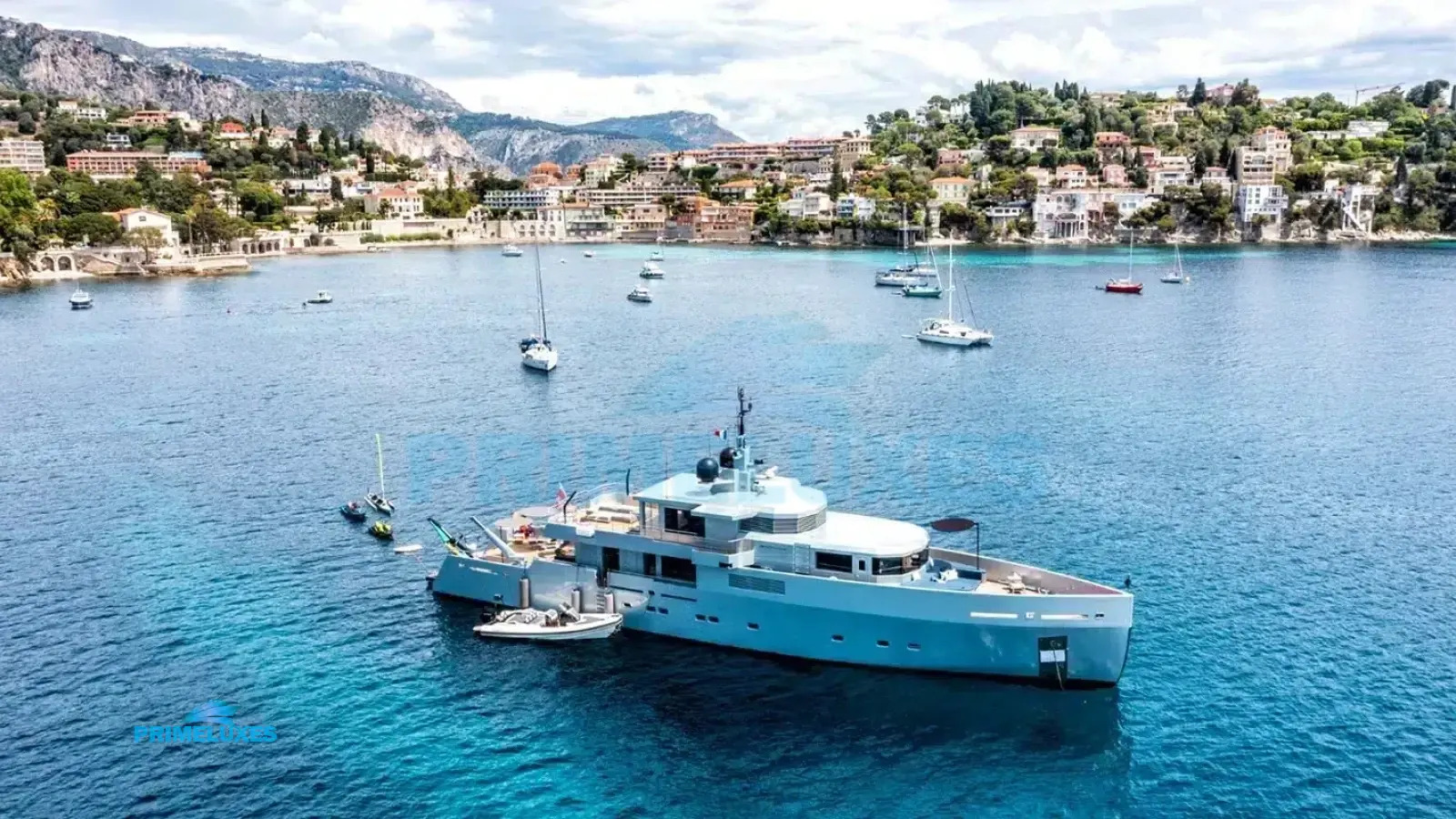 SOMAR Tansu Custom Yacht Charter