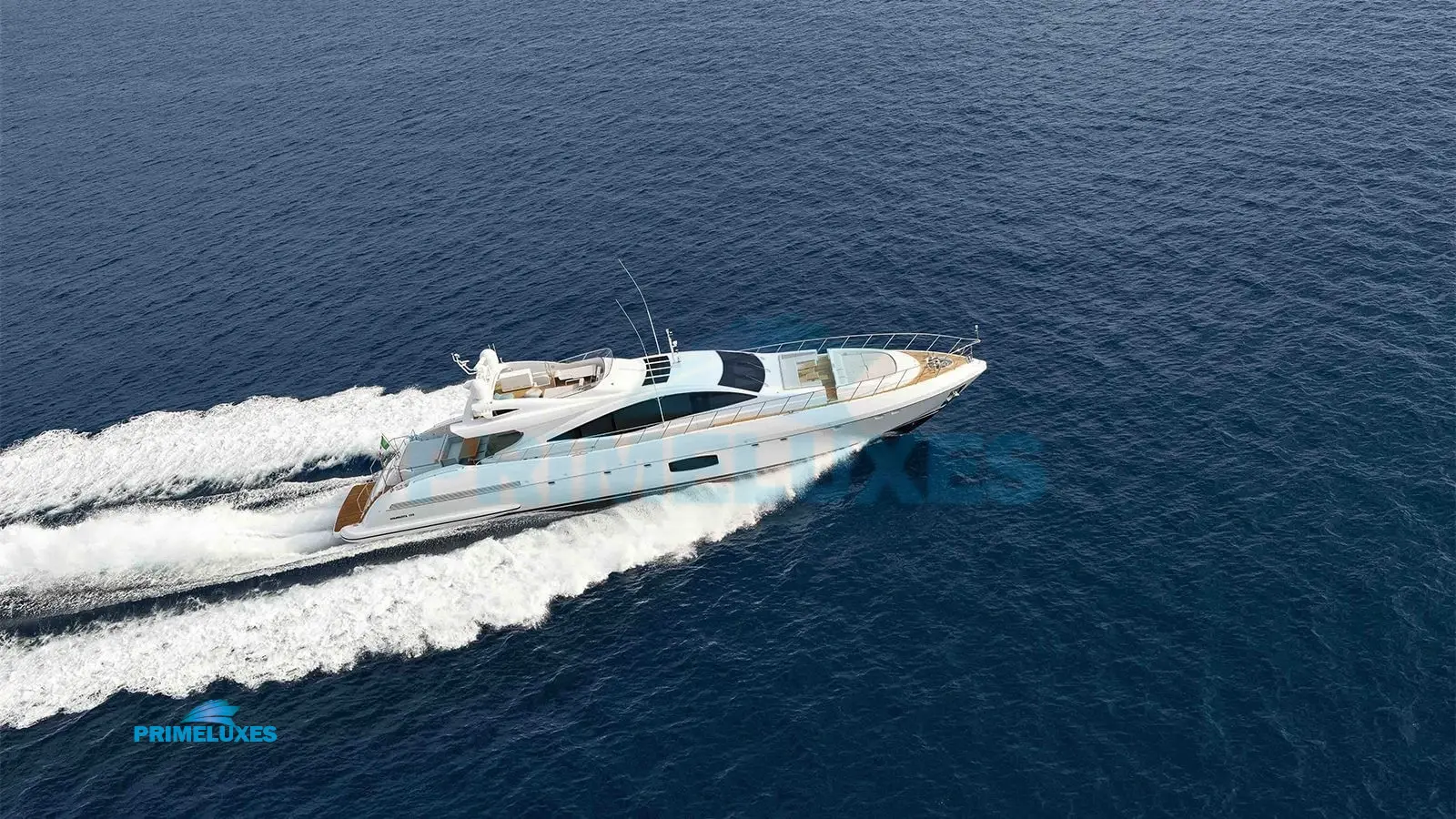 IARY Mangusta 110 Yacht Charter