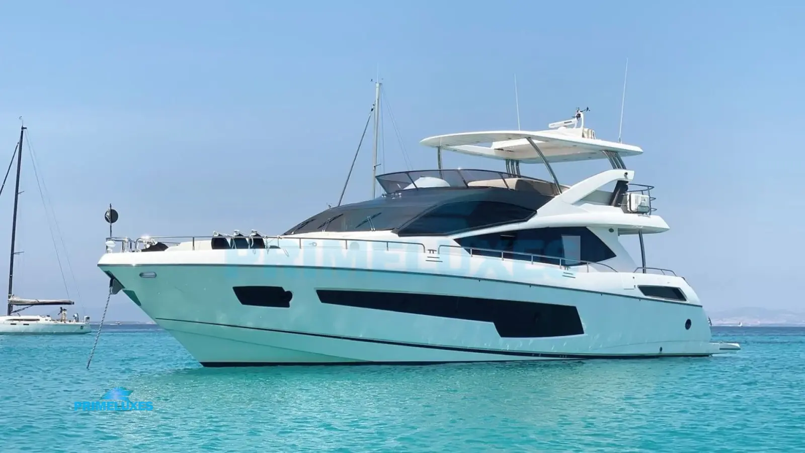 SUNSEEKER 75 Yacht Charter On The French Riviera