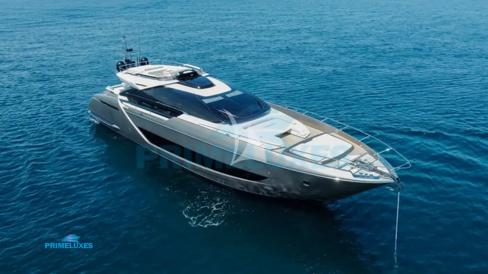 KAR Riva 88 Folgore Yacht Charter