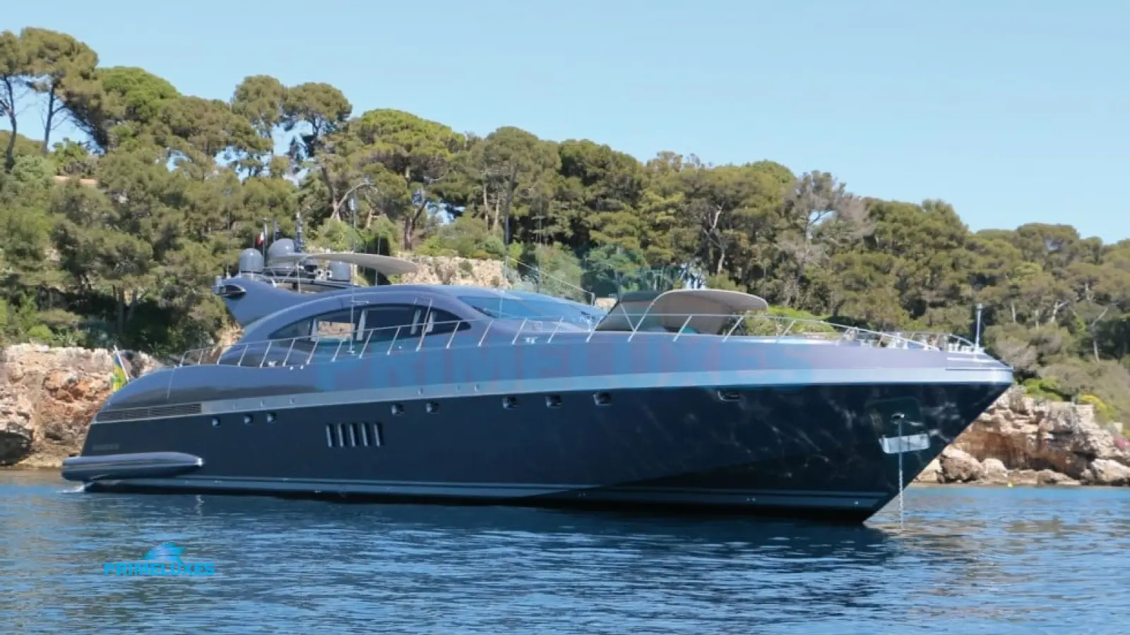 JFF Mangusta 108 Yacht Charter